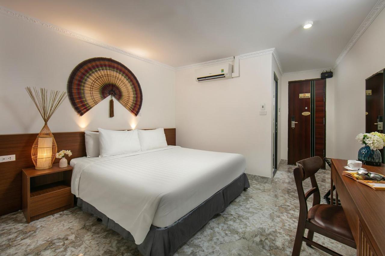 La Cascada House & Travel 3*