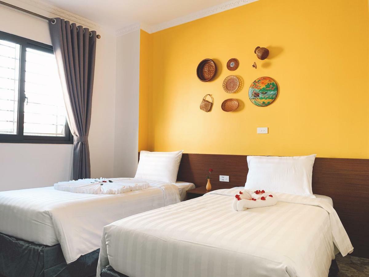 होटल La Cascada House & Travel 3*